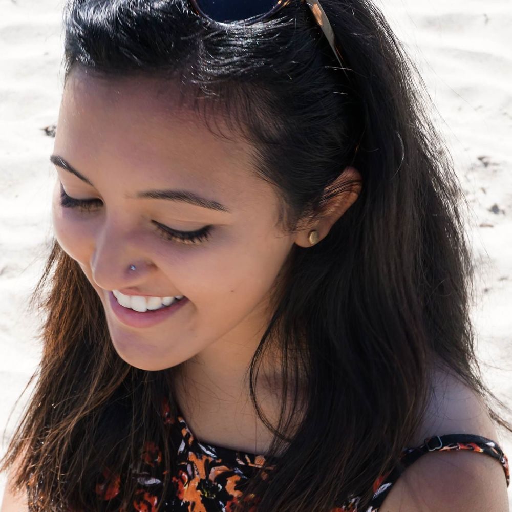 Meet your Posher, Malika